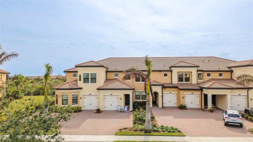 201-10031 Crooked Creek Drive, VENICE, FL, 34293 | Card Image