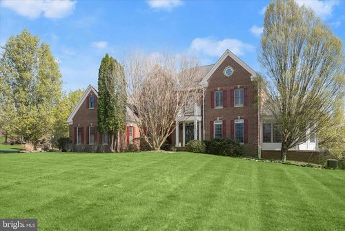 8061 Hunterbrooke Ln, Fulton, MD, 20759-2101 | Card Image