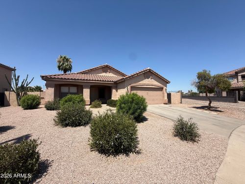 3892 S Moccasin Trl, Gilbert, AZ, 85297-7415 | Card Image
