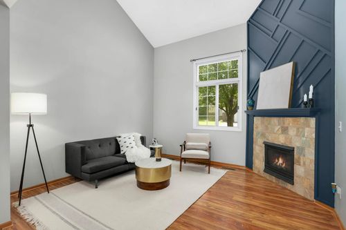 8419 Cortland Rd, Eden Prairie, MN, 55344-6728 | Card Image