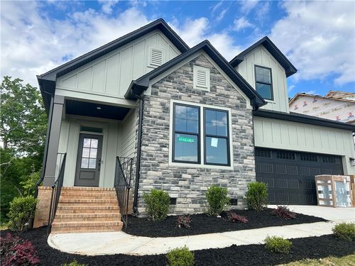 131 Shale Dr, Central, SC, 29630-9001 | Card Image