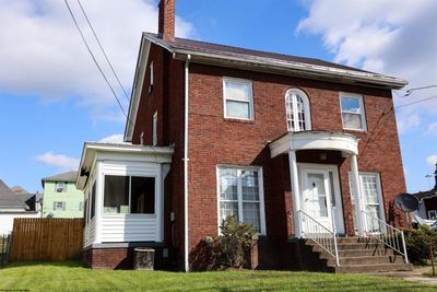 650 Locust Avenue, House other with 4 bedrooms, 1 bathrooms and null parking in Clarksburg WV | Image 2