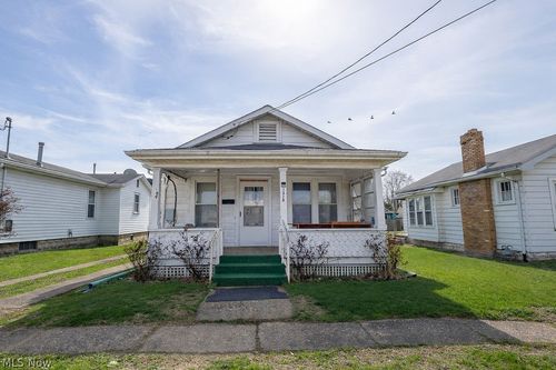 1318 36th St, Parkersburg, WV, 26104-1633 | Card Image