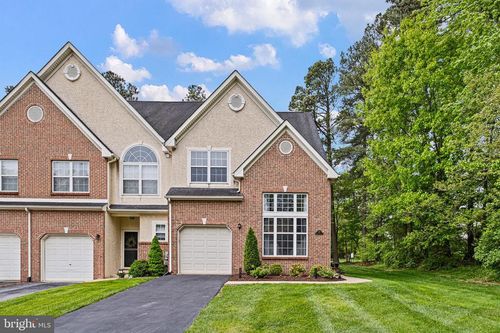 27 Forest Gate Ln, WILMINGTON, DE, 19810-2855 | Card Image