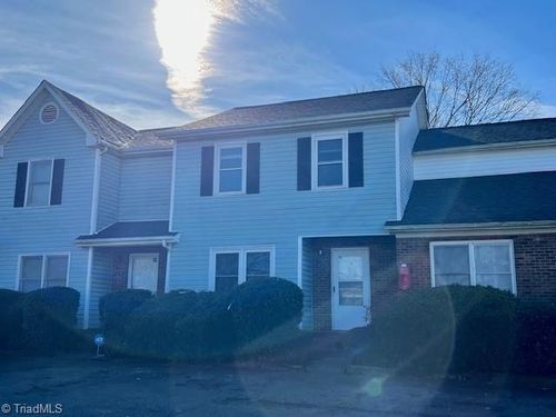 apt-i-1695 Brewer Rd, Winston Salem, NC, 27127-3881 | Card Image