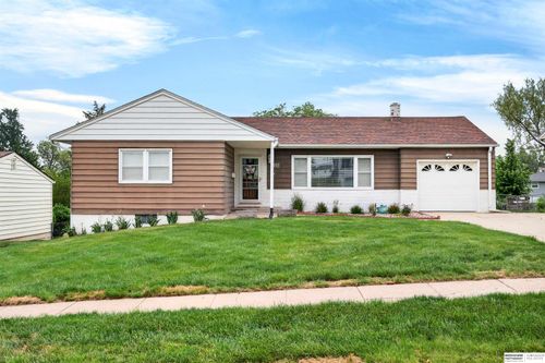 1220 Bellaire Boulevard, Bellevue, NE, 68005 | Card Image