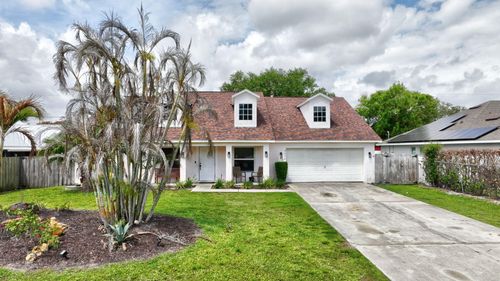 2392 Se Berkshire Blvd, Port St. Lucie, FL, 34952-7308 | Card Image