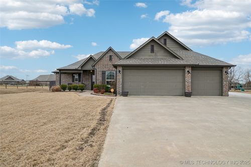 14468 N 66th Eastavenue, Collinsville, OK, 74021 | Card Image