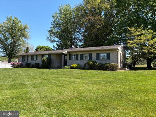 2381 Beaver Valley Pike, NEW PROVIDENCE, PA, 17560-9620 | Card Image