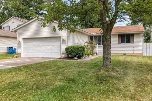 5515 S Nantucket Drive, Lorain, OH, 44053 | Card Image