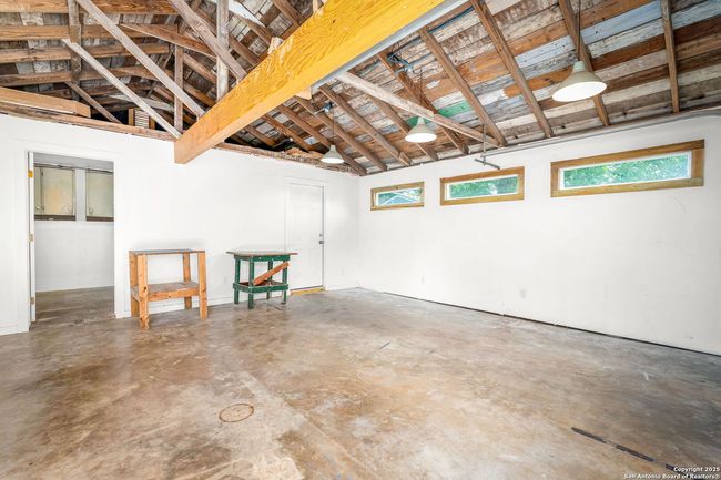 150 W Faust St, House other with 2 bedrooms, 3 bathrooms and null parking in New Braunfels TX | Image 34