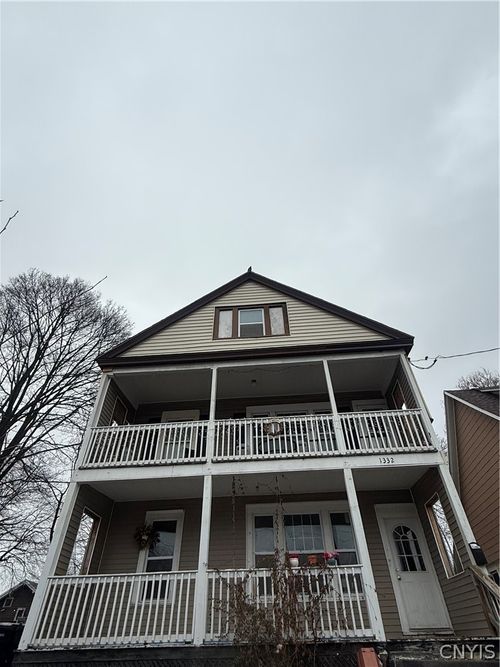 1-1332 Oak Street, Syracuse, NY, 13203 | Card Image