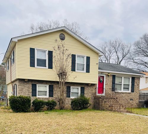 3280 Starlett Ave, North Charleston, SC, 29420-8847 | Card Image