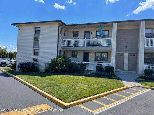 31 Wharfside Dr, Monmouth Beach, NJ, 07750-1241 | Card Image
