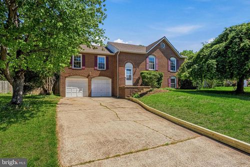 9729 Zimbro Ave, MANASSAS, VA, 20110-4272 | Card Image
