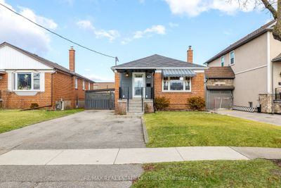 88 Nordin Ave, House other with 3 bedrooms, 2 bathrooms and 4 parking in Etobicoke ON | Image 2