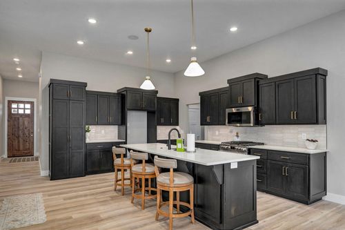 2983 W Teton Dr, Springfield, MO, 65810-1340 | Card Image