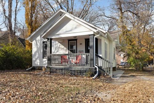 918 Bertrand St, Manhattan, KS, 66502-5124 | Card Image