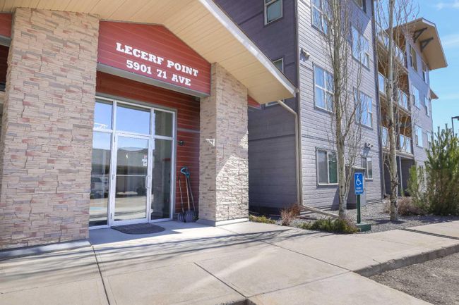 103 - 5901 71 Avenue, Home with 3 bedrooms, 2 bathrooms and 2 parking in Rocky Mountain House AB | Image 20