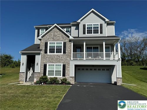5052 Bellflower Dr, Schnecksville, PA, 18078-8701 | Card Image