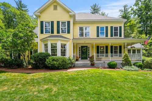 51 Catesby Ln, Bedford, NH, 03110-4535 | Card Image