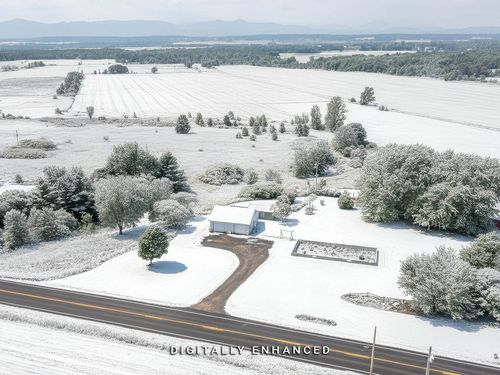 874 Vt Route 22a, Panton, VT, 05491-9715 | Card Image