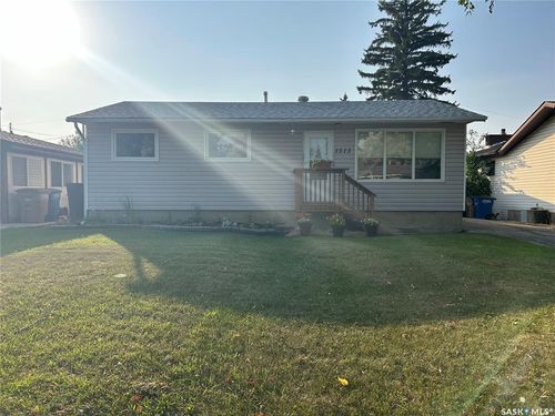 1513 97th St, Tisdale, SK, S0E1T0 | Card Image