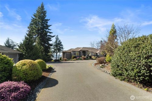 518 64th Avenue Ct E, Fife, WA, 98424-1480 | Card Image