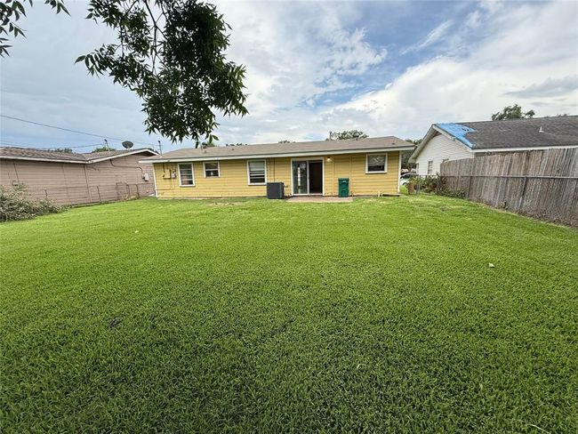 1001 Orrel Dr, House other with 3 bedrooms, 1 bathrooms and 1 parking in Pasadena TX | Image 13