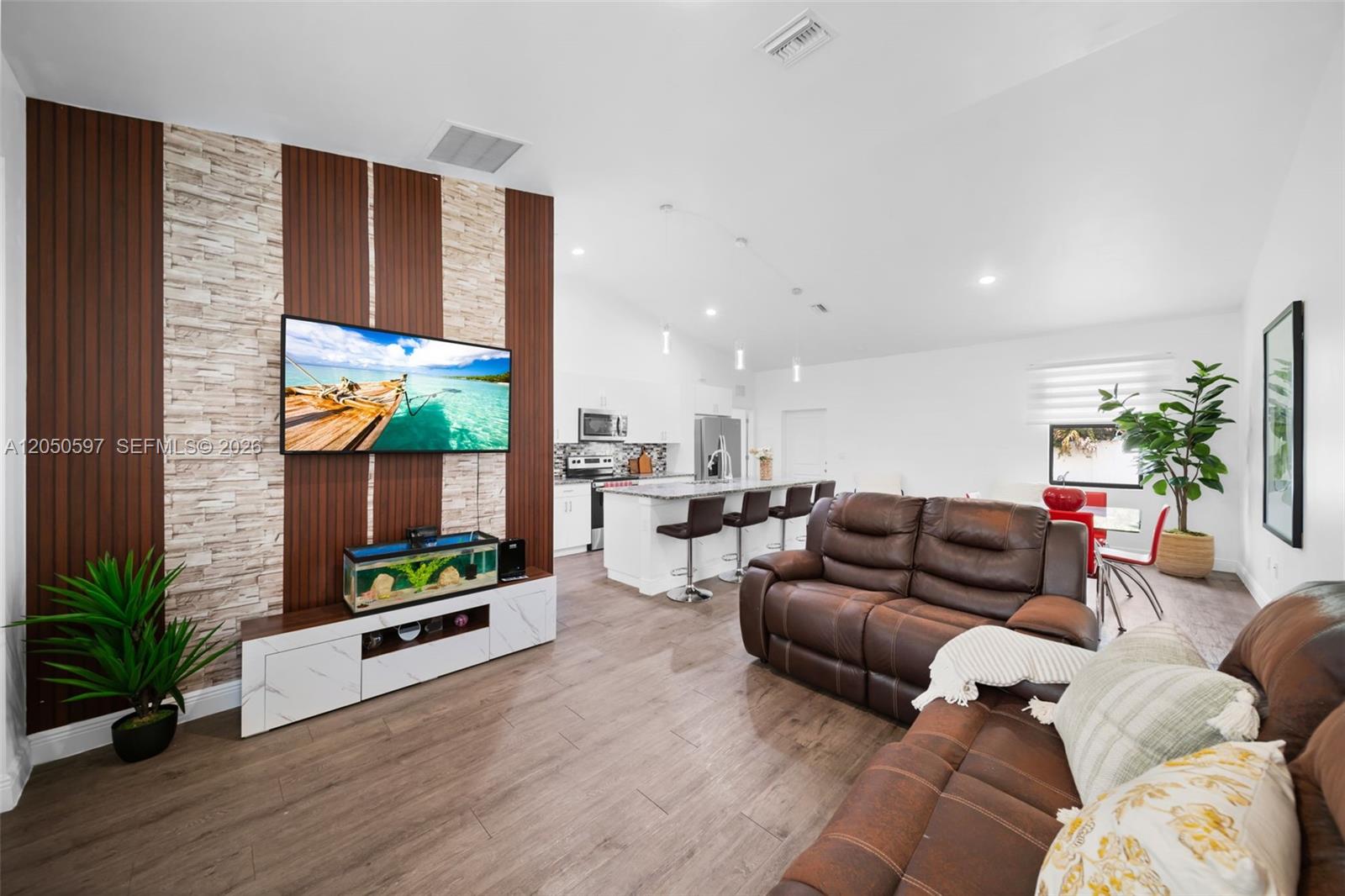 Residential in Labelle 2
