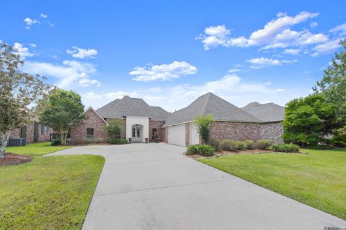 41133 Clearwater Ave, Gonzales, LA, 70737-0731 | Card Image