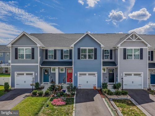 49 Otero Ln, HEDGESVILLE, WV, 25427-6341 | Card Image