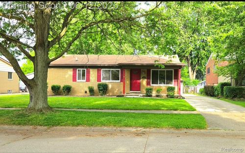417 Shana St, Canton, MI, 48187-3935 | Card Image
