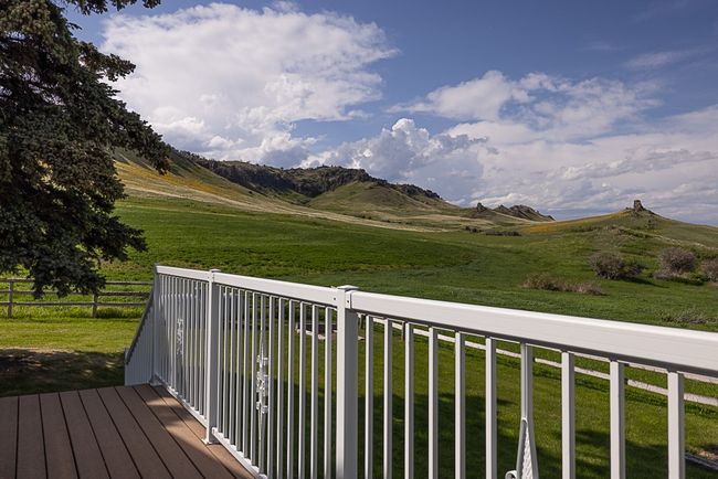 655 Mission Rd, Home with 5 bedrooms, 2 bathrooms and null parking in Cascade MT | Image 11