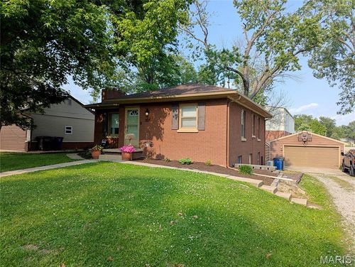 604 N Hena St, Greenville, IL, 62246-1316 | Card Image