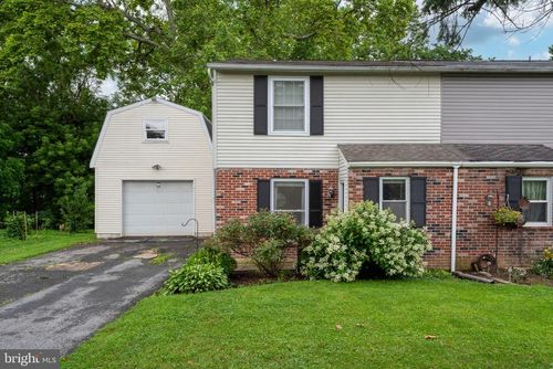 538 Creekside Ln, MOUNT JOY, PA, 17552-1602 | Card Image