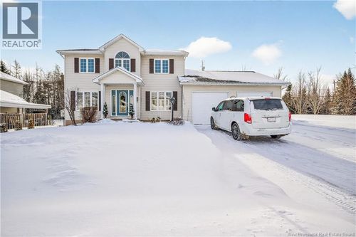 523 Rue Alphée, Dieppe, NB, E1A6W6 | Card Image