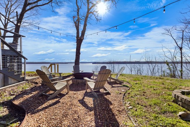 591 Shore Dr, House other with 3 bedrooms, 2 bathrooms and 2 parking in Big Sandy TN | Image 9