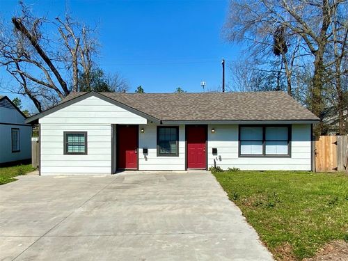 ab-5217 Malmedy Rd, Houston, TX, 77033-2524 | Card Image