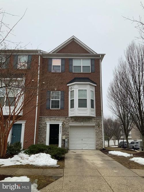 36-3301 Castle Ridge Cir, SILVER SPRING, MD, 20904-7343 | Card Image