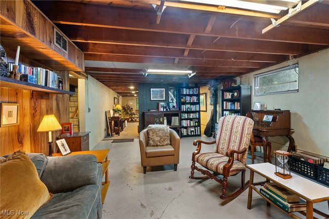 1729 Mccollum Rd, House other with 3 bedrooms, 2 bathrooms and null parking in Youngstown OH | Image 26