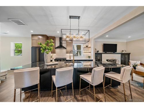 805 Elm St, Denver, CO, 80220-4357 | Card Image