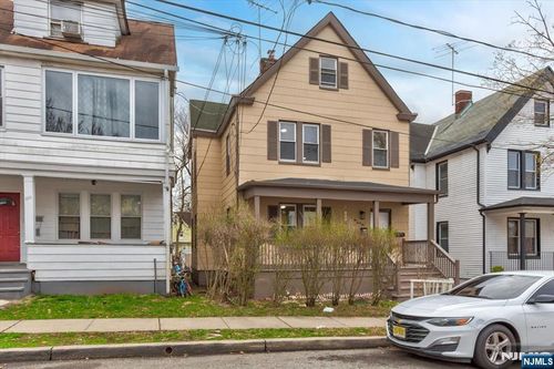 546 Morris St, Orange, NJ, 07050-1112 | Card Image