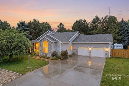 23157 Forest Hills Loop, Caldwell, ID, 83607-7859 | Card Image