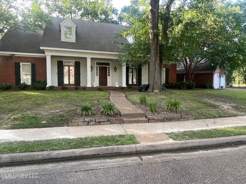 5145 Canton Heights Dr, Jackson, MS, 39211-4516 | Card Image