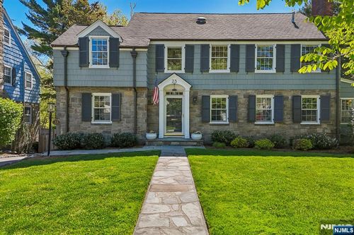 23 Greenview Way, Montclair, NJ, 07043-2531 | Card Image