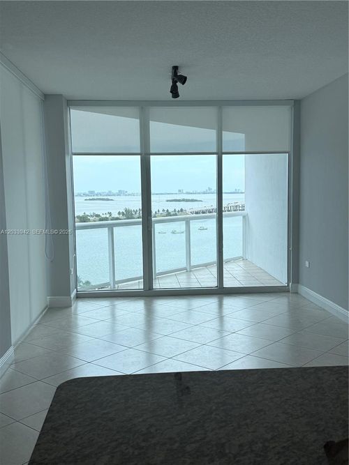 1504-480 Ne 30th St, Miami, FL, 33137-4318 | Card Image