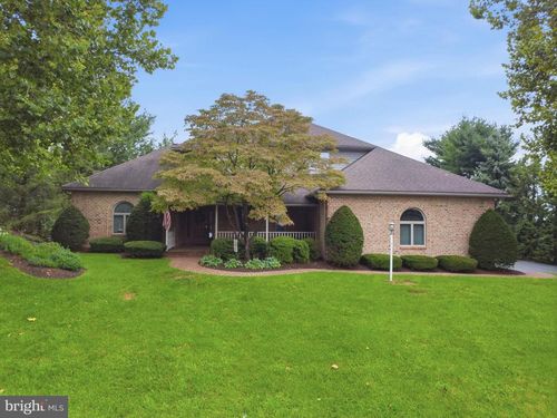 9671 Forest Ridge Rd, SHIPPENSBURG, PA, 17257-9221 | Card Image