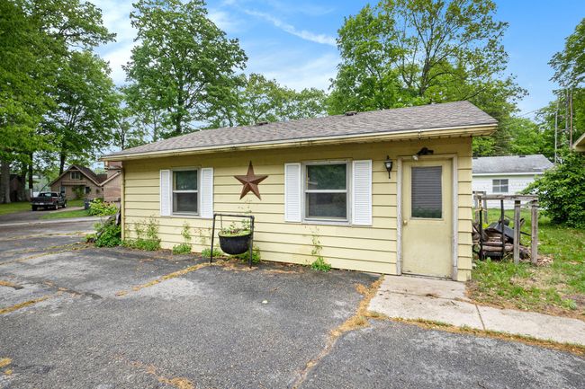5540 Cozy Point Dr, House other with 2 bedrooms, 2 bathrooms and null parking in Newaygo MI | Image 17
