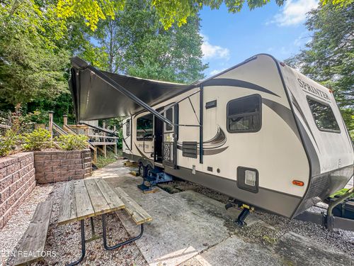 770 Big Valley Blvd, Townsend, TN, 37882 | Card Image
